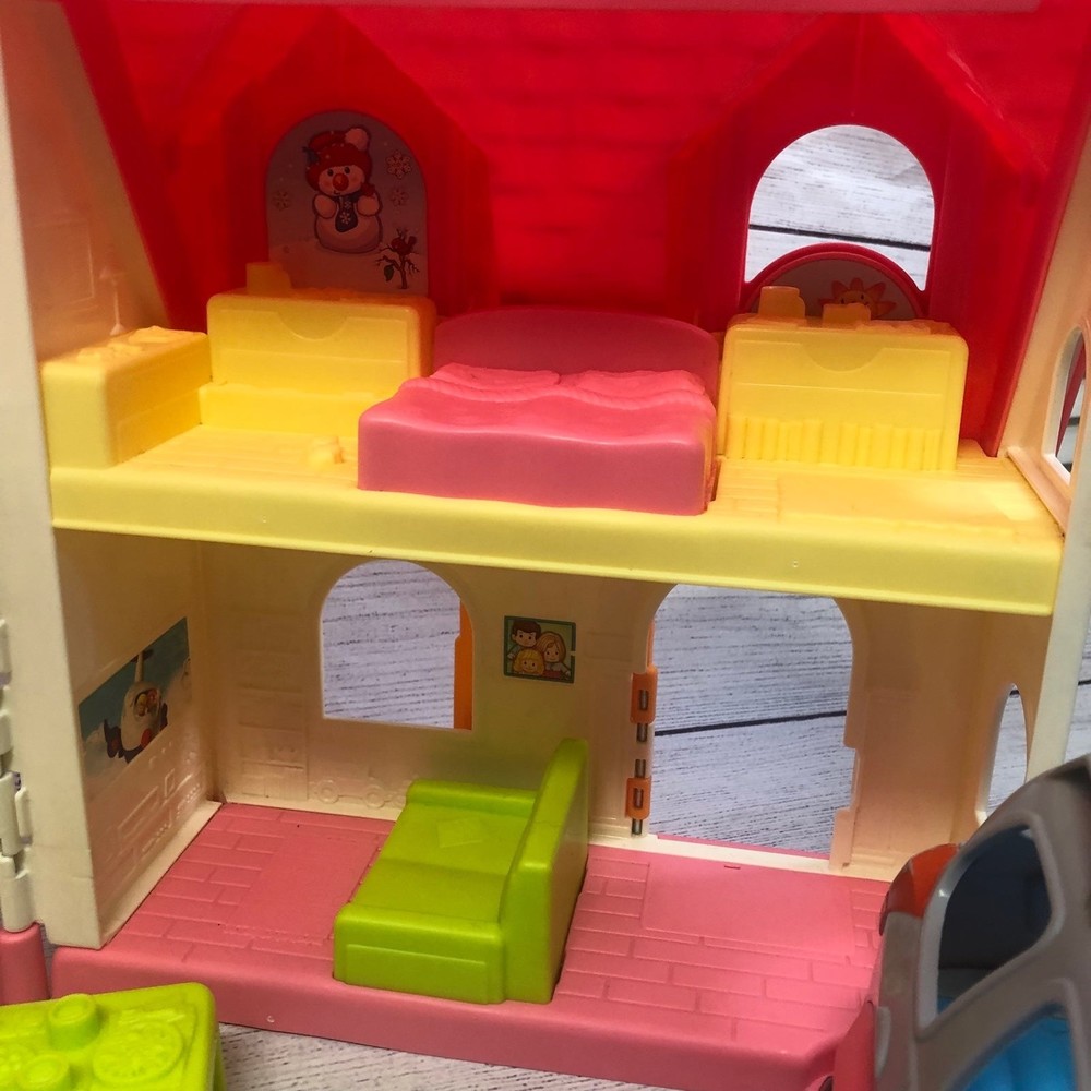 Fisher Price Little People home & car - Picture 5 of 7